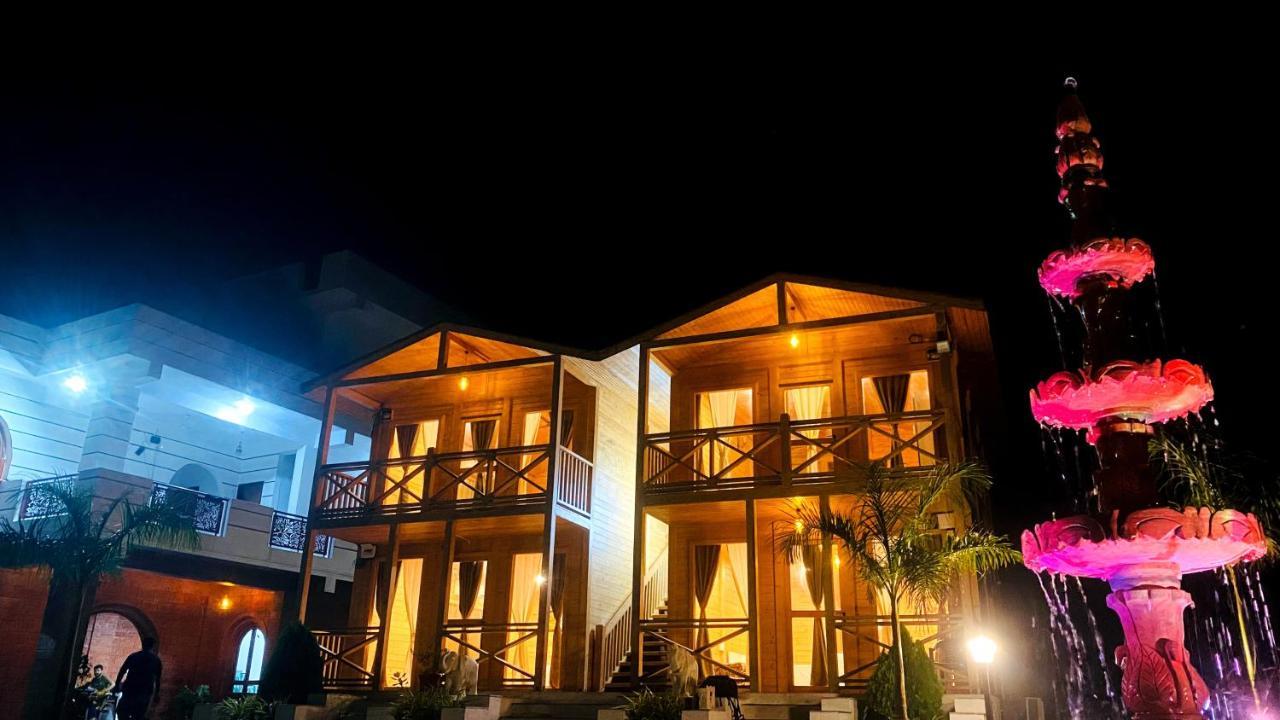 The Candlewood Resort Murūd Exteriör bild