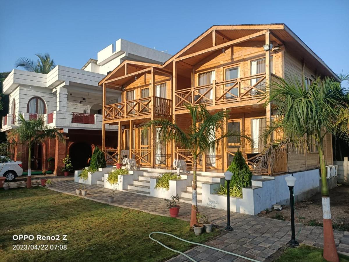 The Candlewood Resort Murūd Exteriör bild